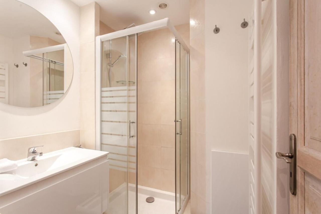 2-Star Apartment Close To Beaches And All Amenities Antibes Exteriér fotografie